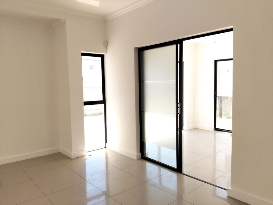 4 Bedroom Property for Sale in Parklands North Western Cape